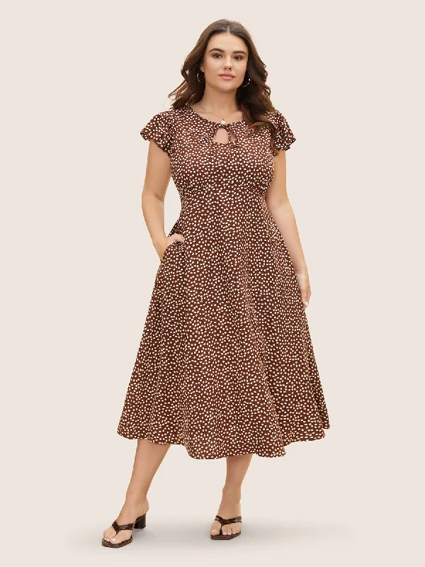 Women's Boat Collar DressesDitsy Floral Tie Knot Cap Sleeve Dress